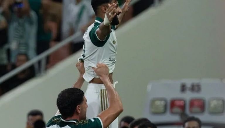 Football : Le club saoudien Al-Ahli se qualifie pour le second tour