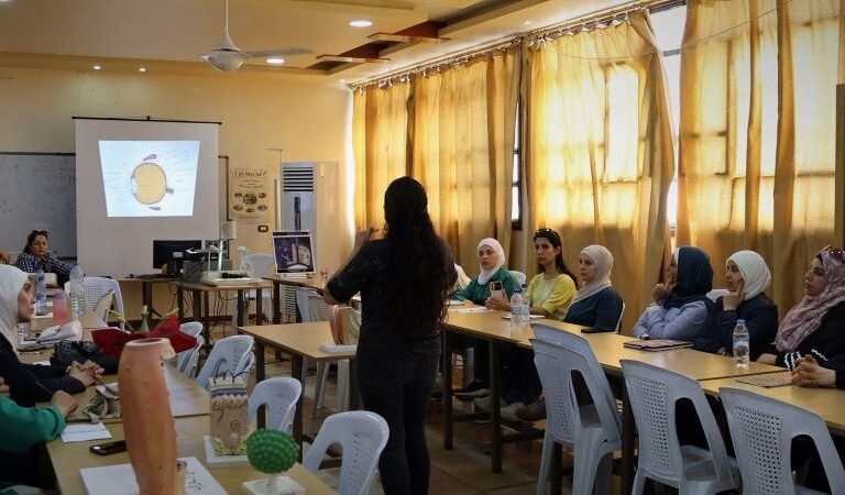 Homs : une formation pour dynamiser l&rsquo;enseignement des sciences
