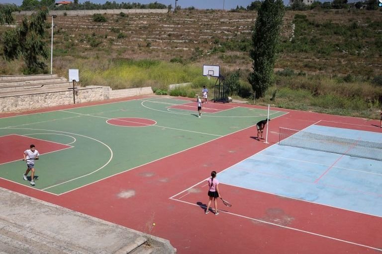 Lancement d’un tournoi de tennis à Safita, dans le gouvernorat de Tartous