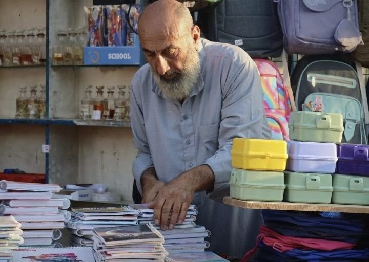 Le festival « Hala Madrassati » à Raqqa propose des fournitures à prix compétitifs