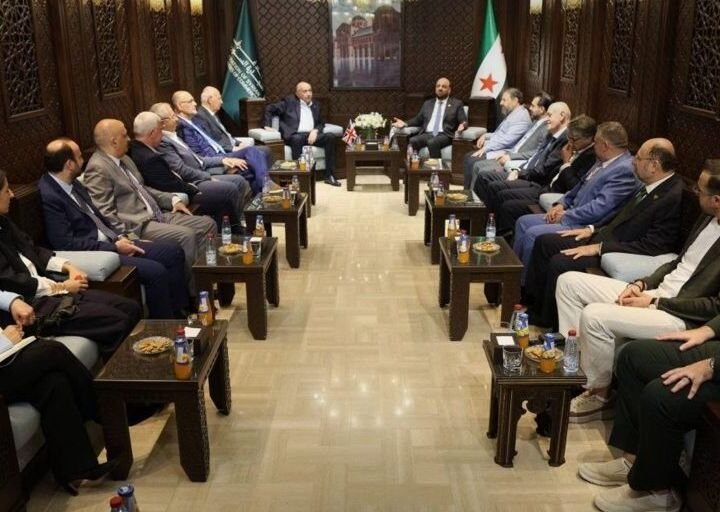 L&rsquo;Union des chambres de commerce syriennes discute de partenariats avec l&rsquo;Association syrienne au Royaume-Uni