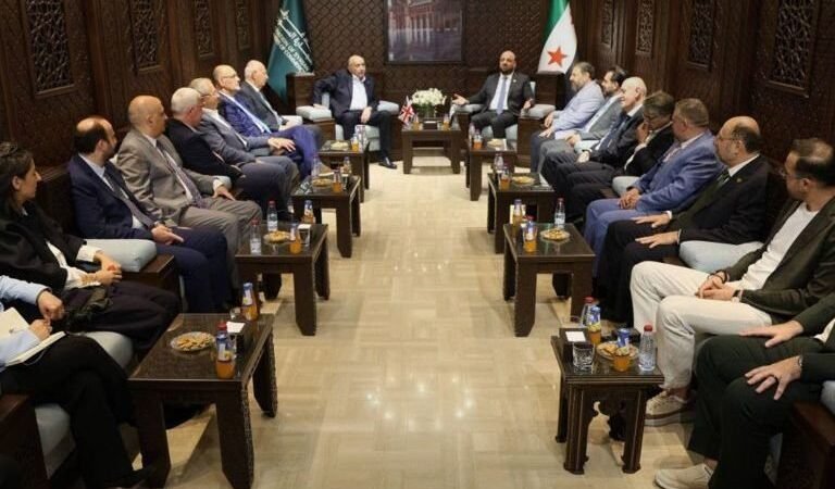 L&rsquo;Union des chambres de commerce syriennes discute de partenariats avec l&rsquo;Association syrienne au Royaume-Uni