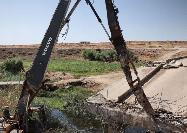 Lancement du projet de réhabilitation du pont Grenade – Kafr Nan dans la campagne de Homs