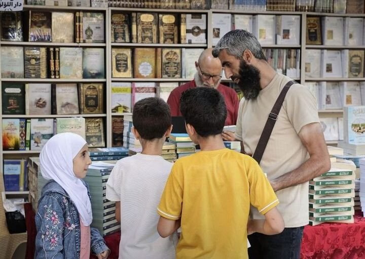 Le Salon du livre d&rsquo;Idleb fait une place croissante au numérique et à l&rsquo;éducation interactive