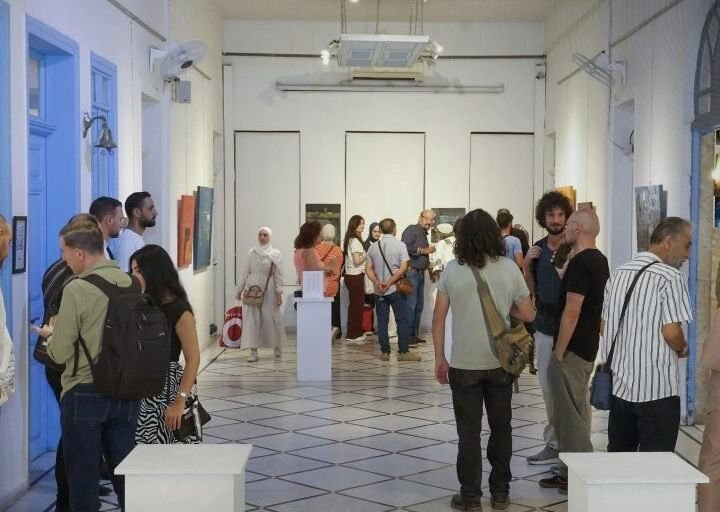Une exposition du peintre Majed Sabouni à Damas retrace son parcours artistique