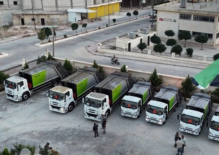 Renforcement des services de nettoyage à Al-Bab et Al-Raï dans la campagne d&rsquo;Alep