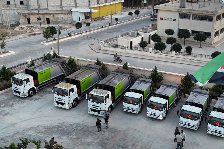 Renforcement des services de nettoyage à Al-Bab et Al-Raï dans la campagne d&rsquo;Alep