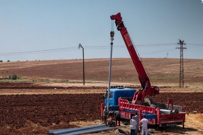Hama : travaux de réhabilitation du puits ouest de la ville de Karnaz