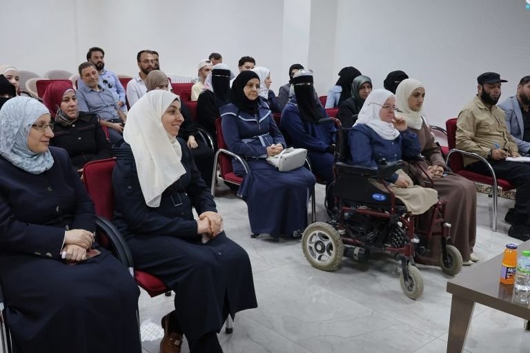 Une conférence à Idleb souligne le rôle des femmes dans le développement