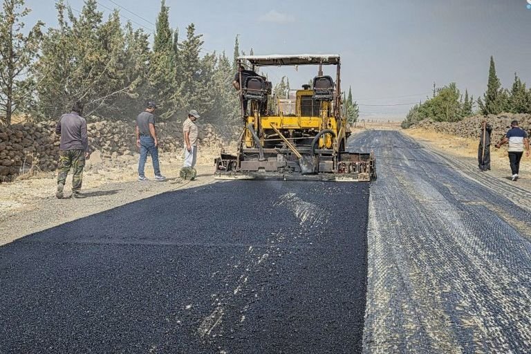 Qouneitra : début de la phase finale de réhabilitation de la route de Nab&rsquo; al-Fawar