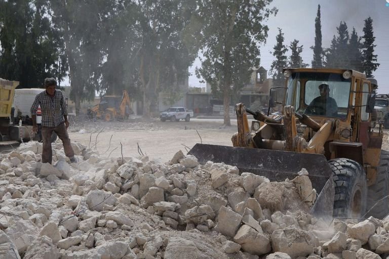 Rif Dimachq : 2 000 mètres cubes de gravats évacués à Harran al-Awamid