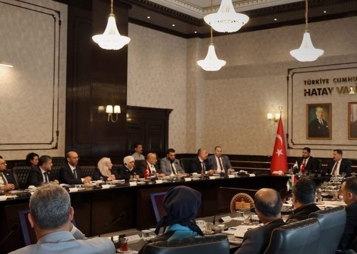 Le gouverneur d&rsquo;Idleb en visite à Hatay pour renforcer la coopération